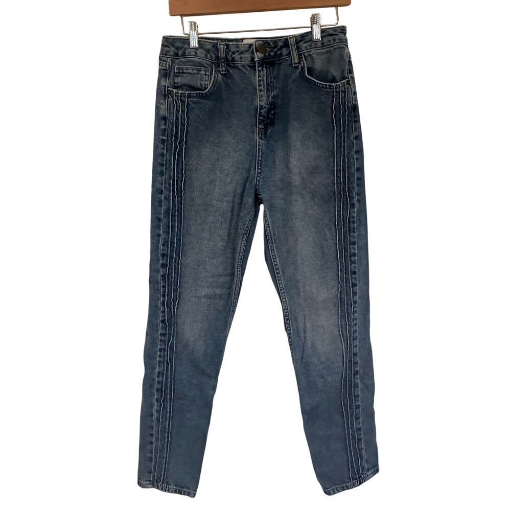 BDG Mom Jeans sz 29 x 32 Tapered Leg Jeans
